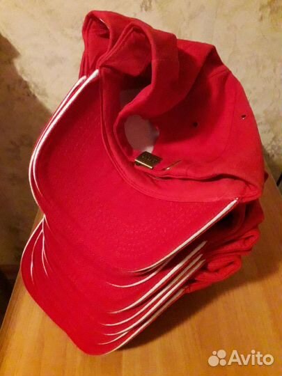 Бейсболка новая 10 штук