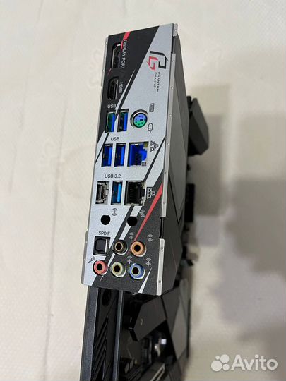 Материнская плата ASRock Velocita z490