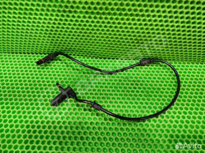 Датчик ABS передний левый Mercedes-Benz S W220