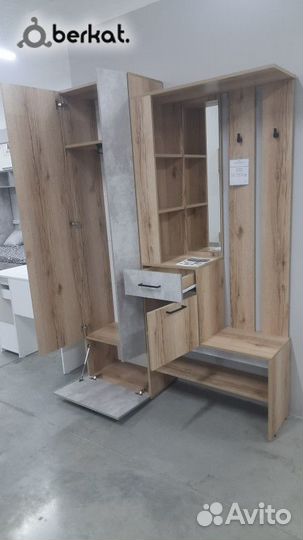 Прихожая новая