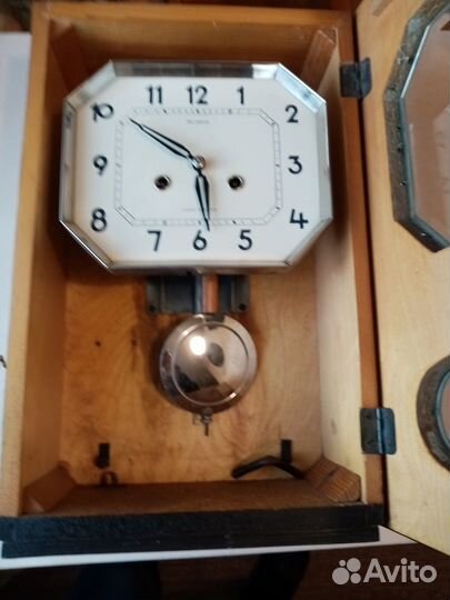 Часы настенные механические СССР