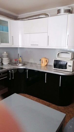 2-к. квартира, 64,2 м², 1/9 эт.