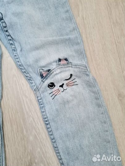 Джинсы hm с котиками 104