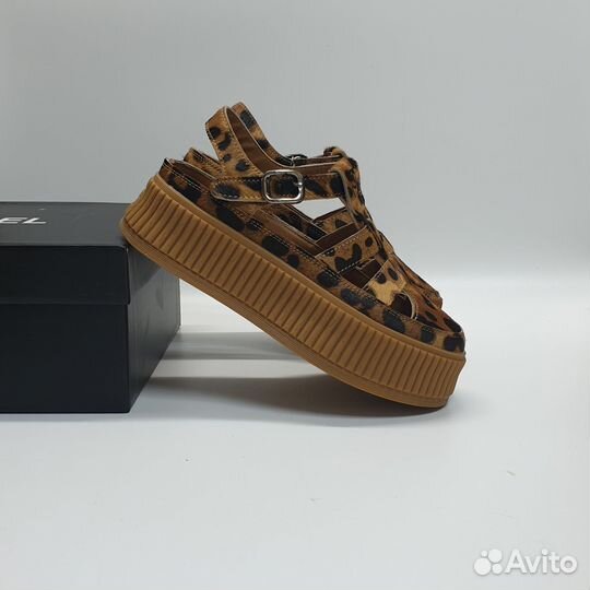 Сандалии Chanel 36-39 leopard