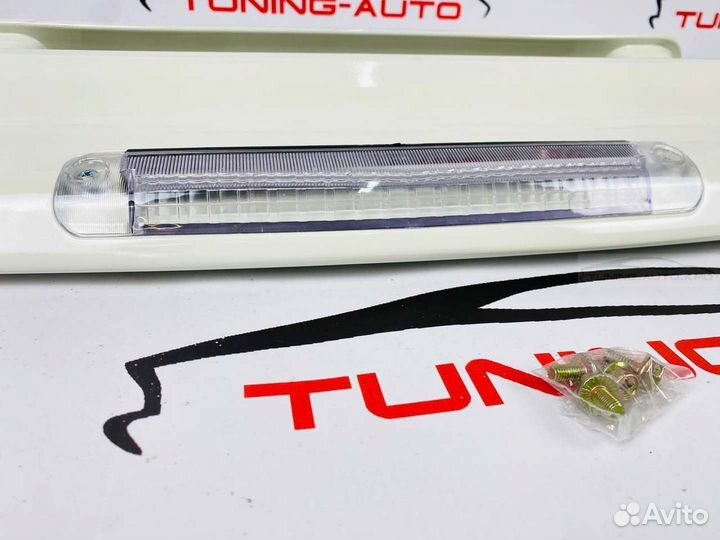 Спойлер на верх Toyota Land Cruiser 100 W6359