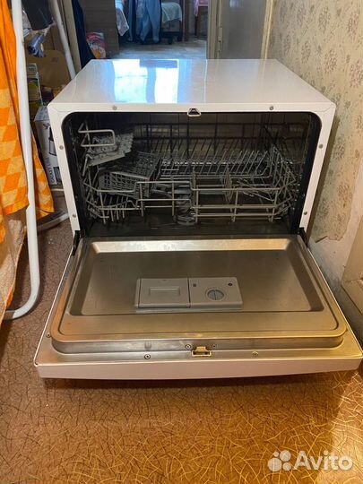 Посудомоечная машина Indesit icd 661