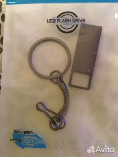 Флеш-накопитель