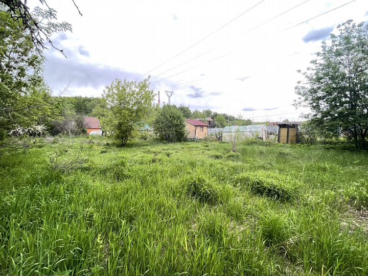 Дом 11 м² на участке 4 сот.