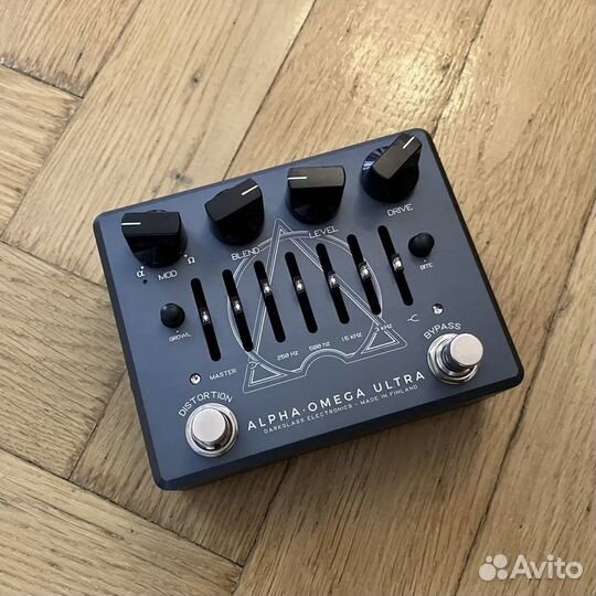 Darkglass Alpha Omega Ultra v2