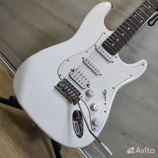 Электрогитара новая Stratocaster с хамбакером