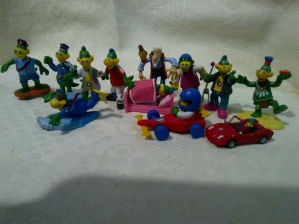 Игрушки из киндеров, Lost kitties и disney comics