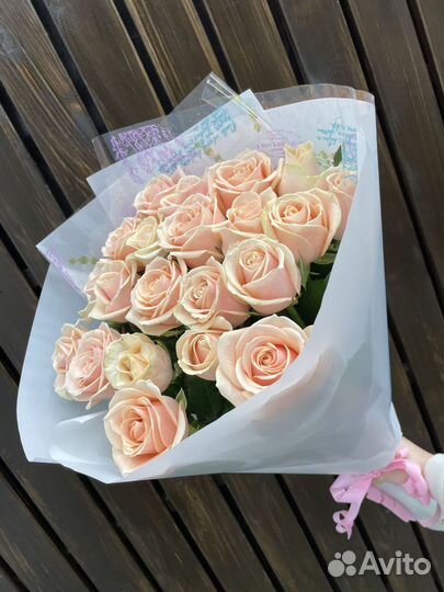 Розы голландские с доставкой 25 шт