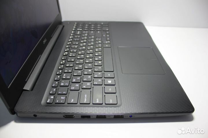 Ноутбук dell/i3-7020U/Full нd/8gb ram/Новый SSD