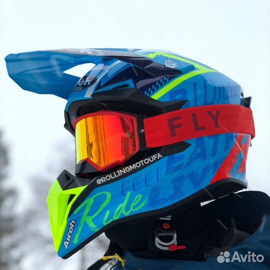 Шлем кроссовый Airoh Wraap - варианты внутри