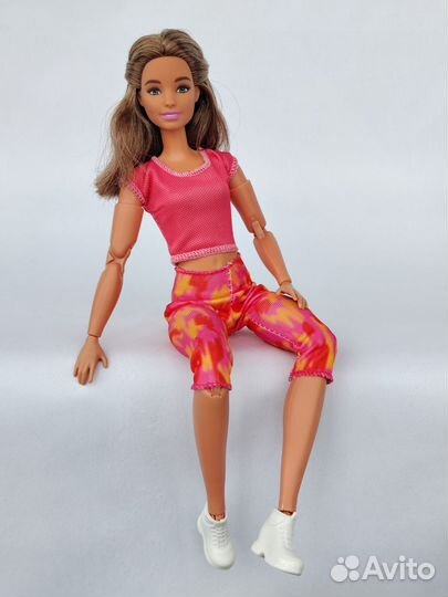 Барби Джойс йога