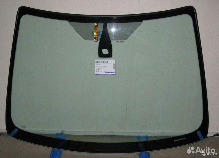 Заднее стекло на Kia Seltos
