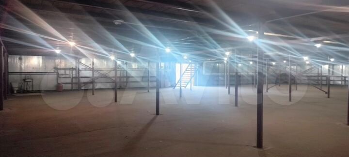 Склад, 608 м²