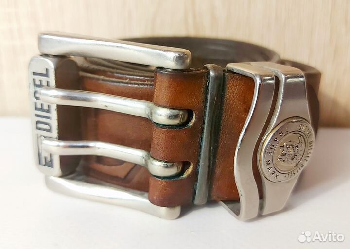 Толстый кожаный ремень 