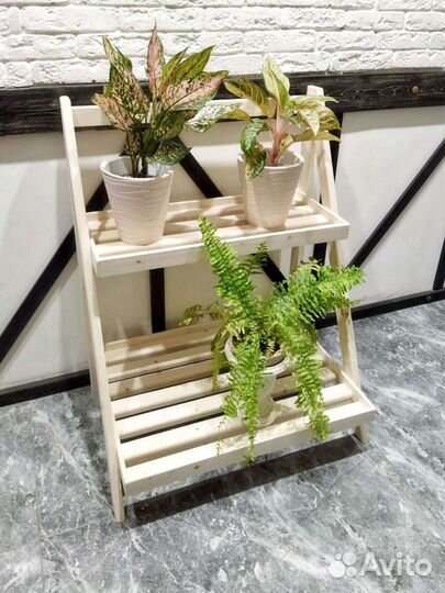 Этажерка для цветов / подставка, стеллаж, полка