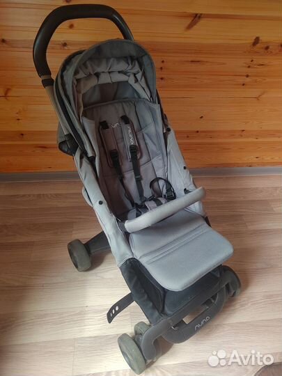 Прогулочная коляска nuna