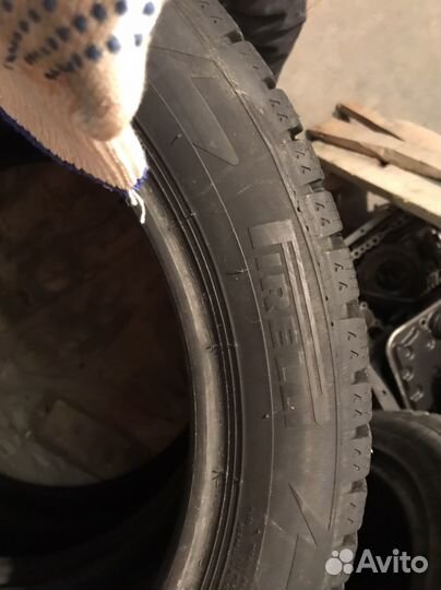 Pirelli Ice Zero 225/45 R17