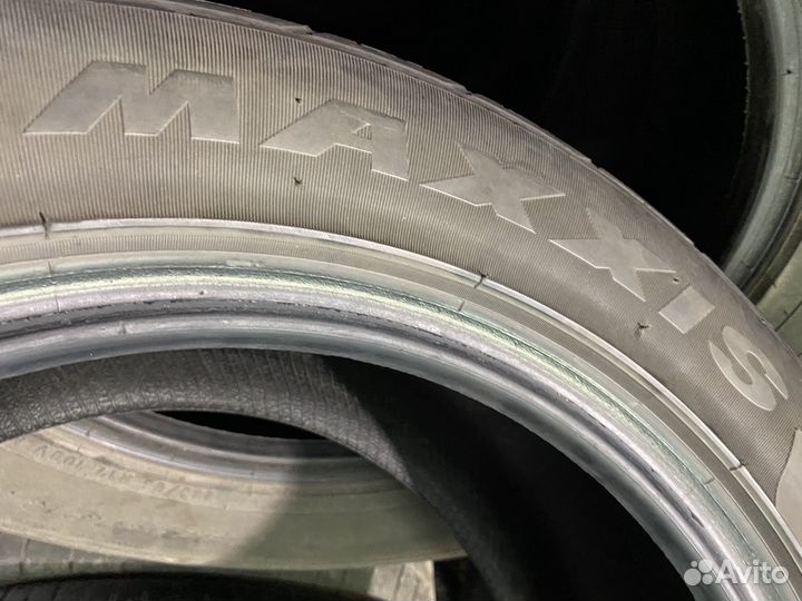 Maxxis M-36+ Victra 235/55 R17