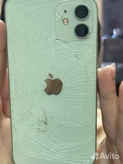 iPhone 12, 64 ГБ