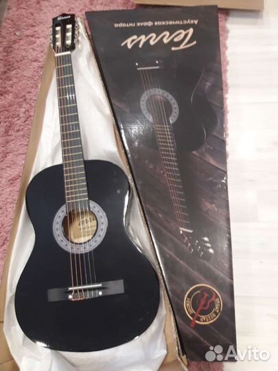 Классические гитары 3/4 Veston, Terris