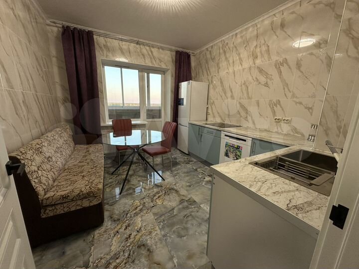 1-к. квартира, 45 м², 10/12 эт.