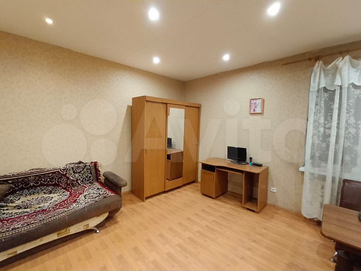 Комната 25 м² в 4-к., 2/3 эт.