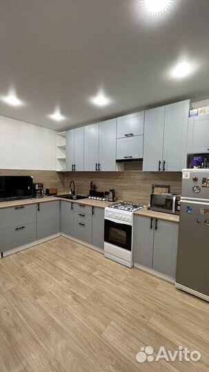 Качественный кухонный гарнитур угловой