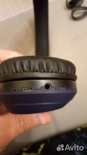 Bluetooth-гарнитура Hoco W30 черный