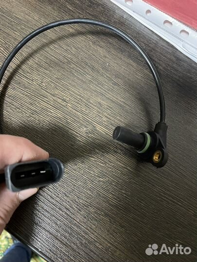 Датчик положения коленвала vw golf 4 1.6