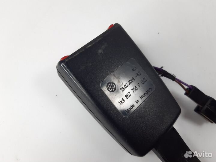 Замок ремня безопасности правый Volkswagen Golf