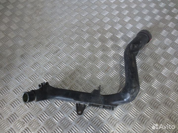 Маслозаливная горловина Mercedes-Benz A9425280909