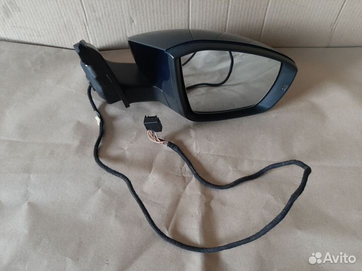Зеркало правое skoda octavia A7