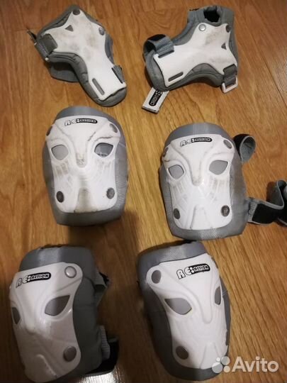 Раздвижные роликовые коньки