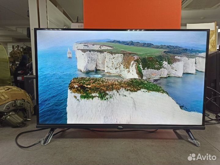 TCL 32(81) /SMART TV/Wi-Fi/нd (1366x768)