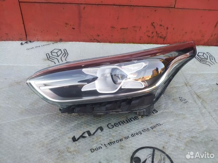 Фара левая Kia Cerato 4 Led 92101M6200 Оригинал