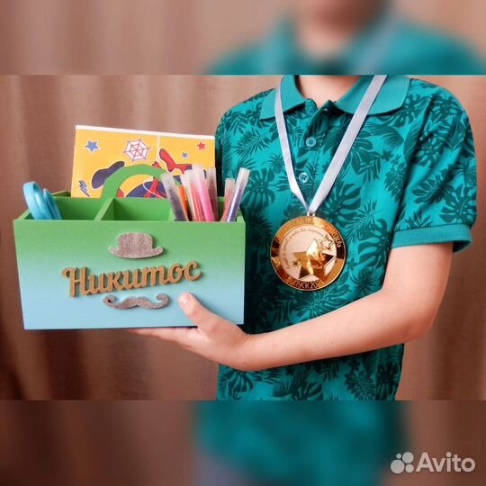 Именные карандашницы