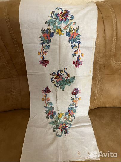 Винтажная дорожка с вышивкой времен СССР