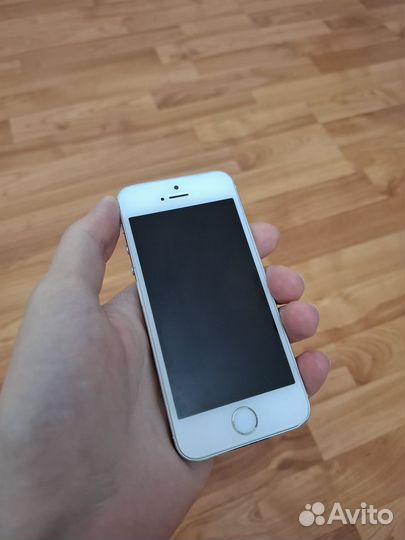 iPhone 5S, 16 ГБ