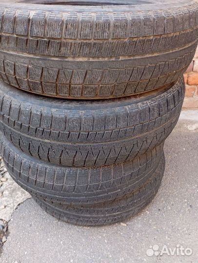 Bridgestone Blizzak Revo GZ 185/65 R15 29G