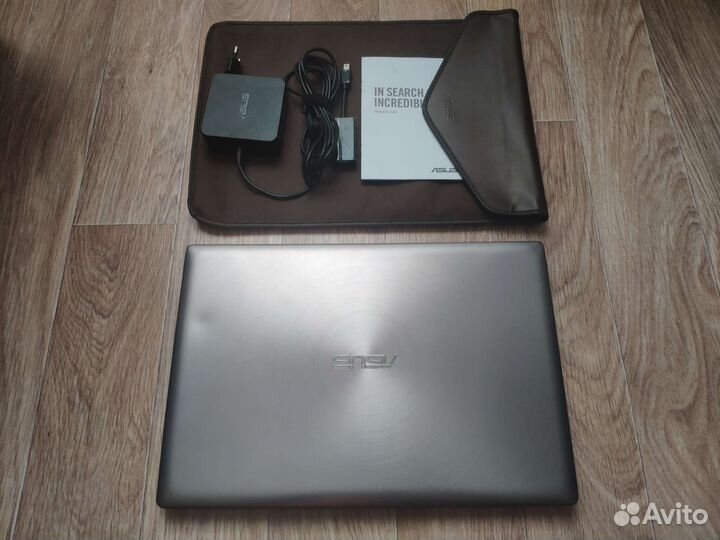Ультрабук Asus Zenbook intel core i7/12gb ram/SSD
