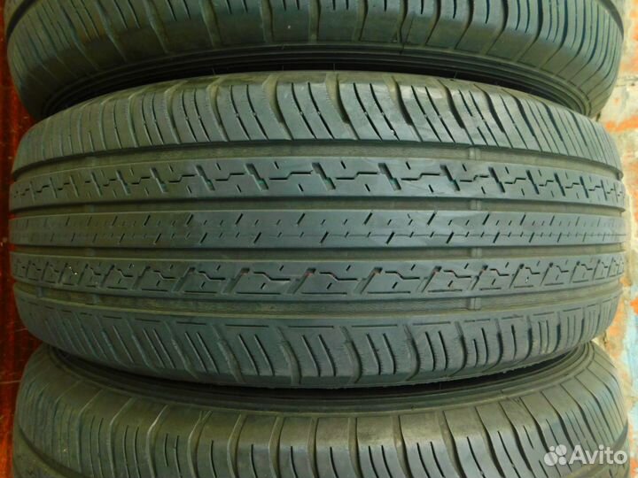 Dunlop Grandtrek ST30 225/65 R17