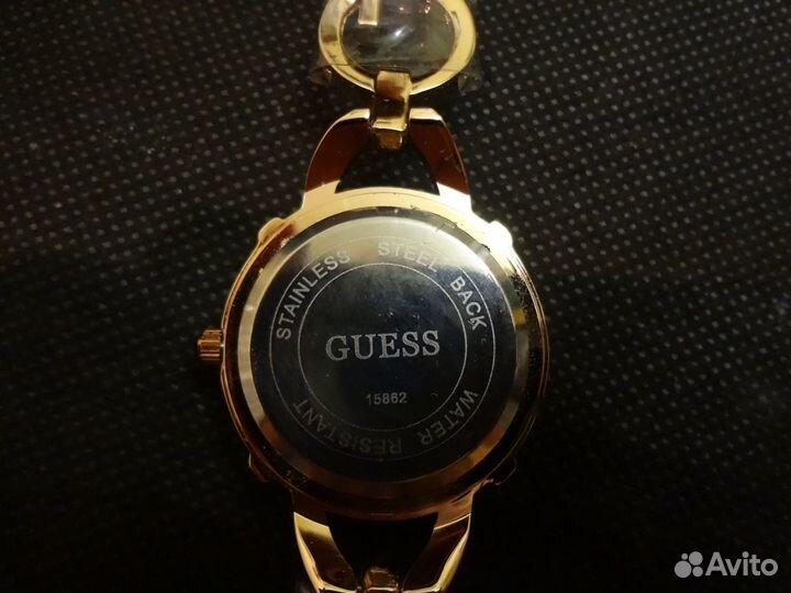 Часы Guess новые