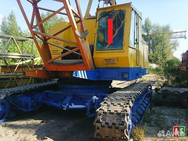 Стекло на гусеничный кран мкг 25 бр 1000*535