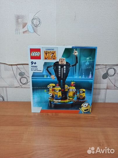 Lego Minions 75582 Грю и миньоны