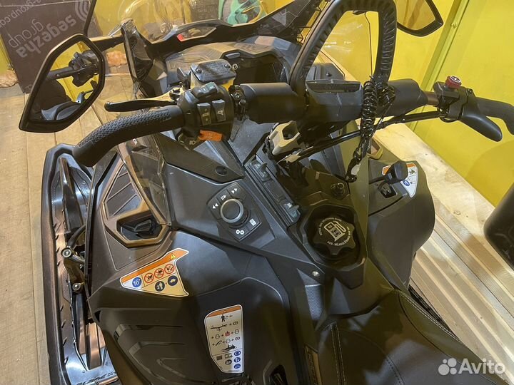 Снегоход BRP Lynx Commander GT900 ACE turbo