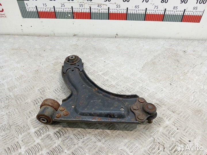 Рычаг передний правый для Opel Tigra 2 13140040